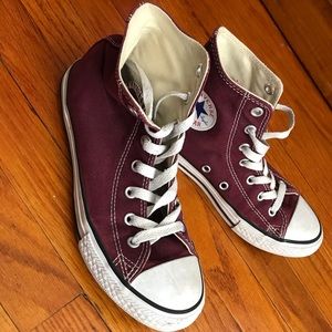 Youth Converse, maroon